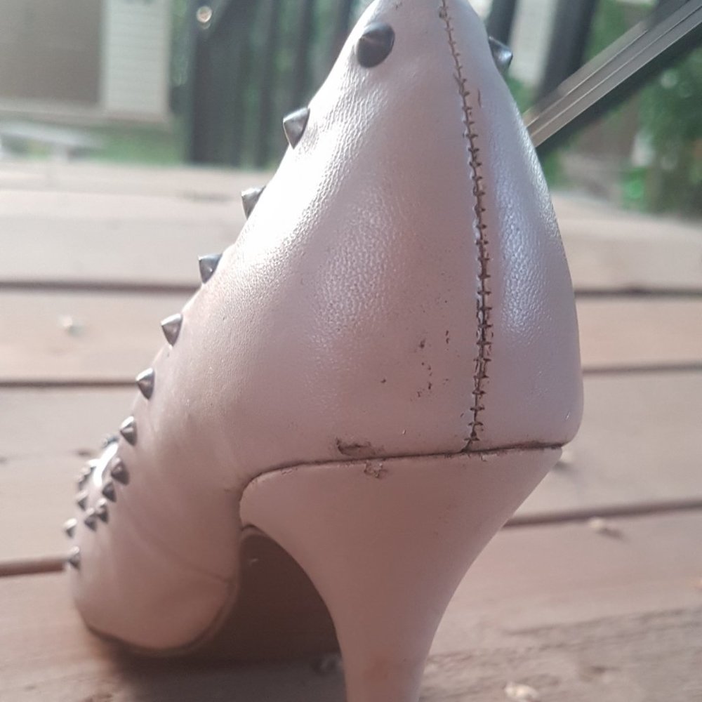 Studded Pumps - Picture 5 of 6